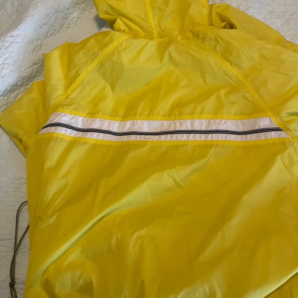 Jacket - Picture 2 of 3